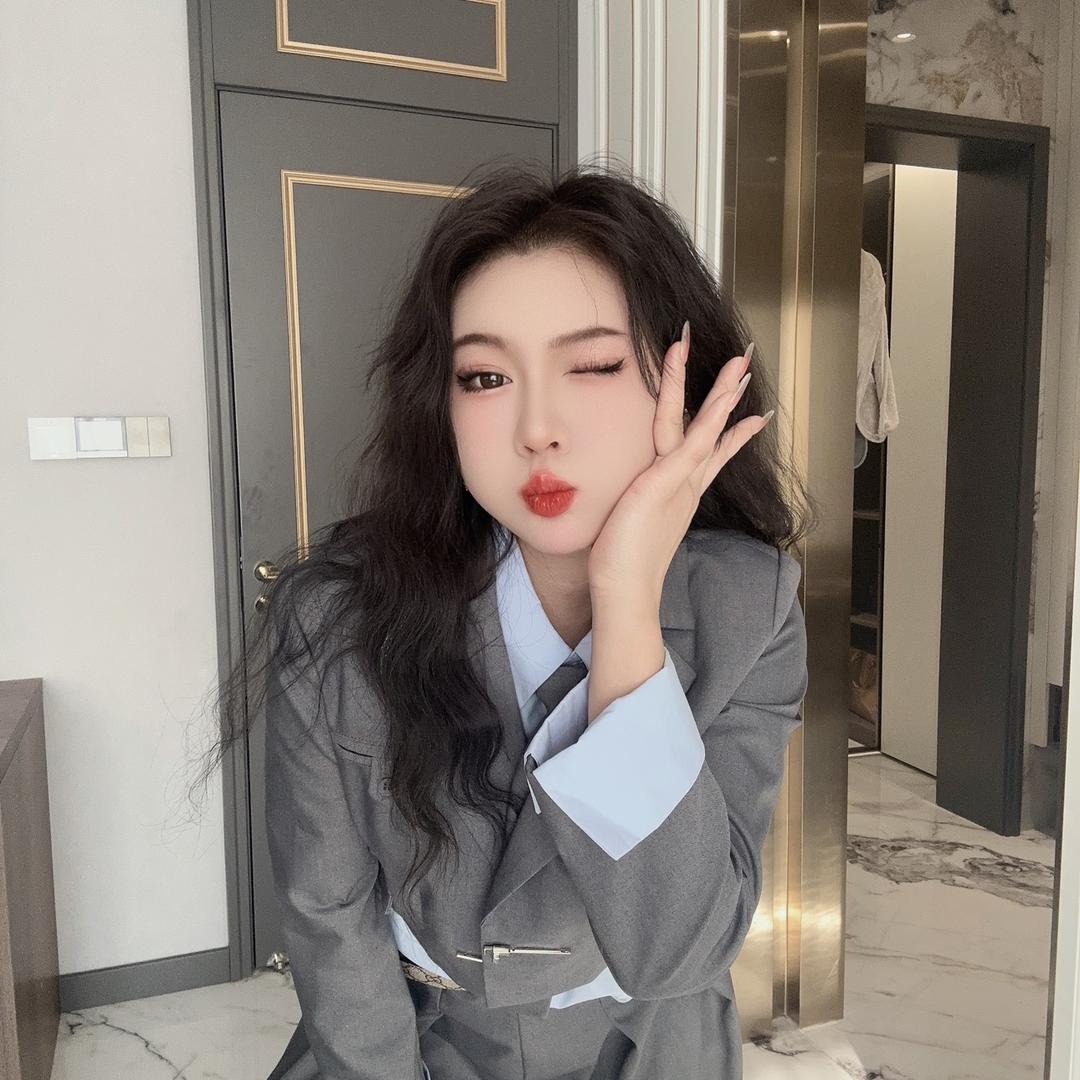 温柔美哥