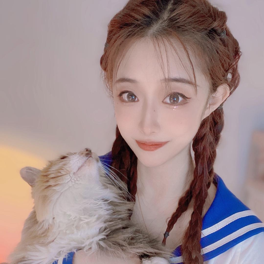 诗诗💕