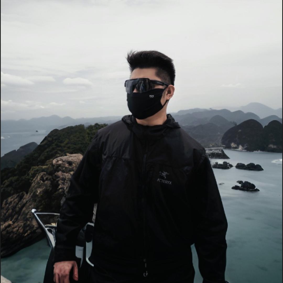 一只BAI羊
