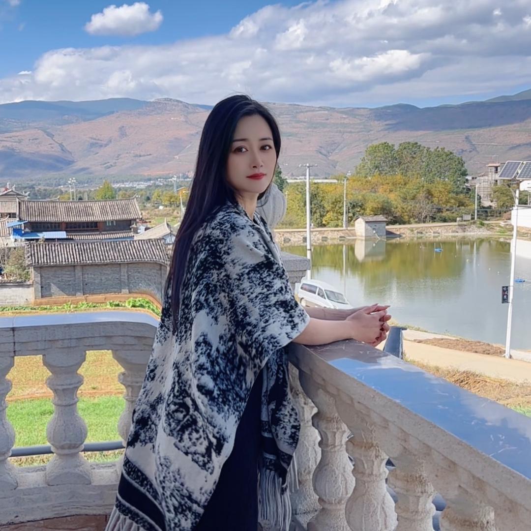 @丽丽