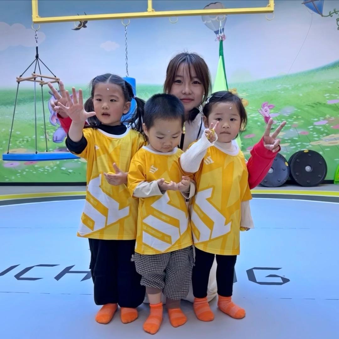 溧水优趣安包包老师