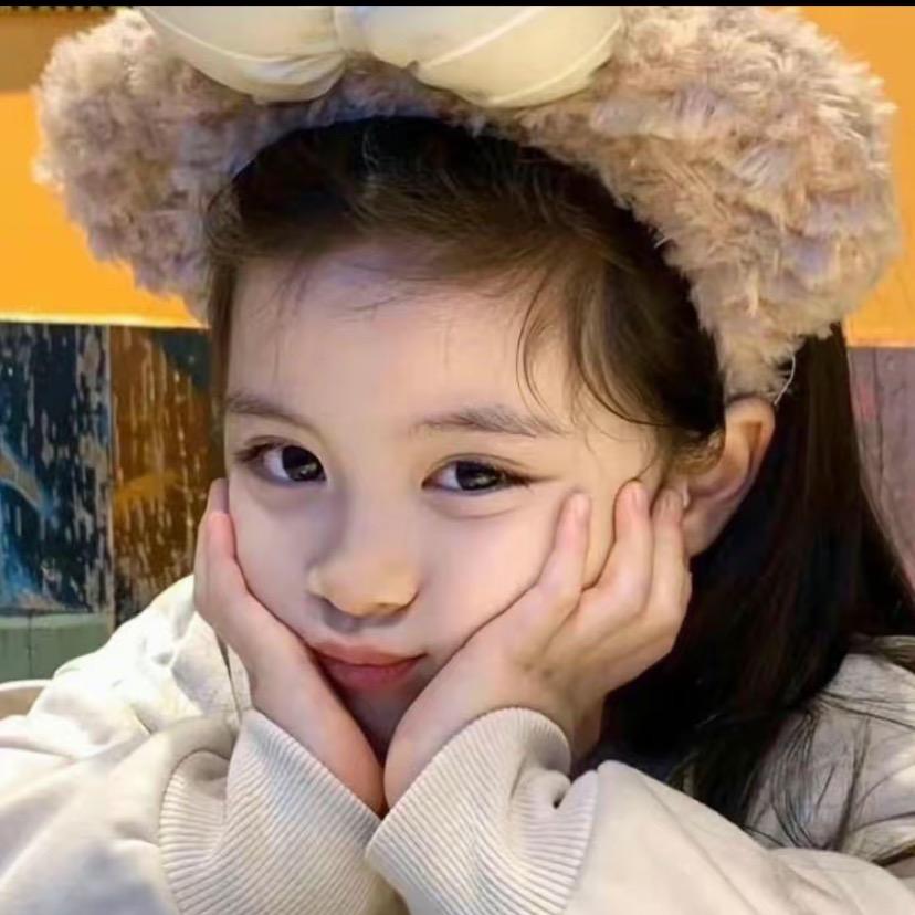 一朵风中摇曳的俊生成