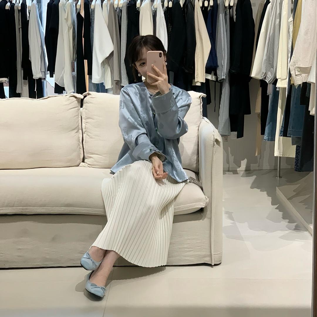 盛美女装品牌折扣👚