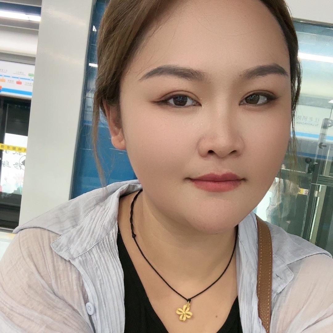 紫霞(胖妹)爱唱歌