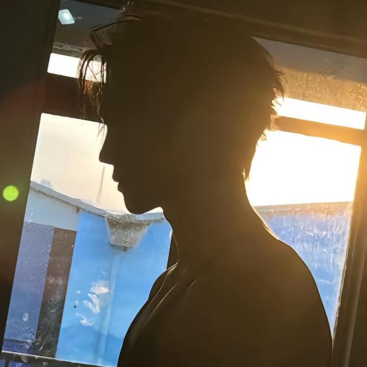 鱼柿集团李逗逗