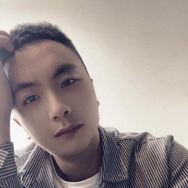 小李😎