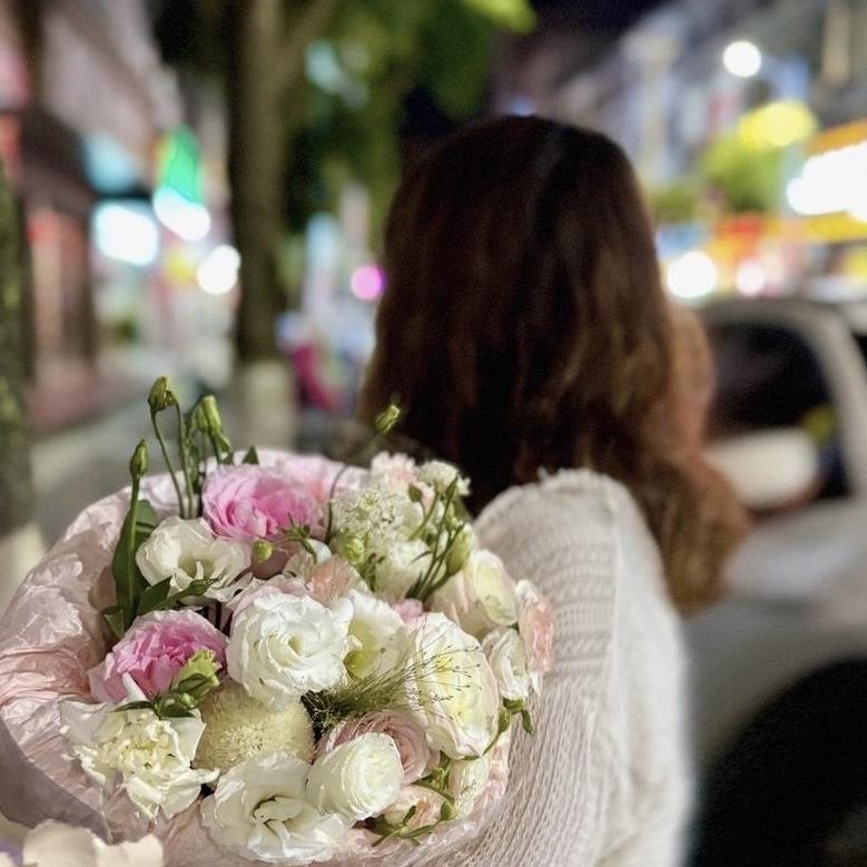 花喜遇鲜花