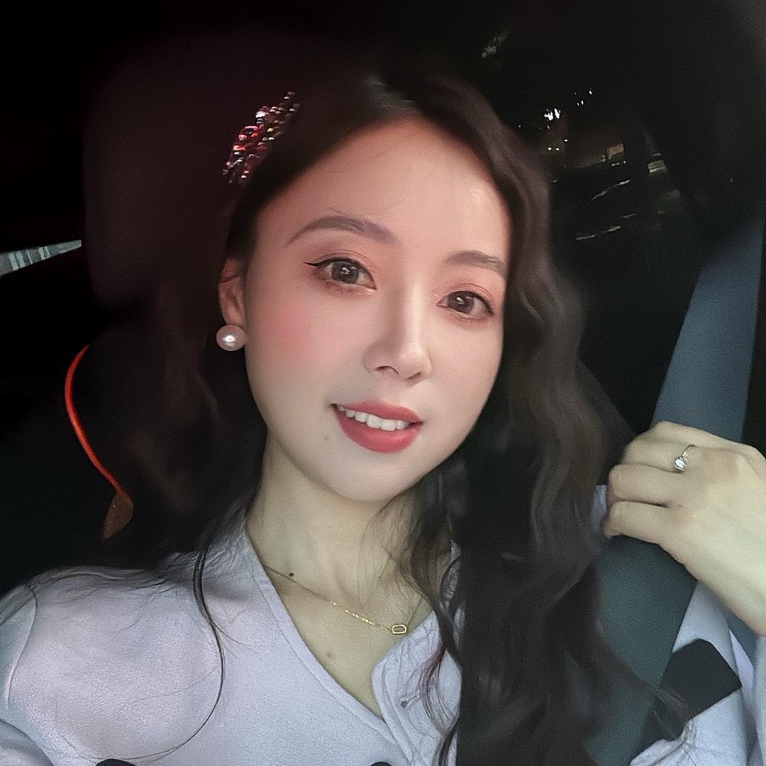 芳琳轻奢女装