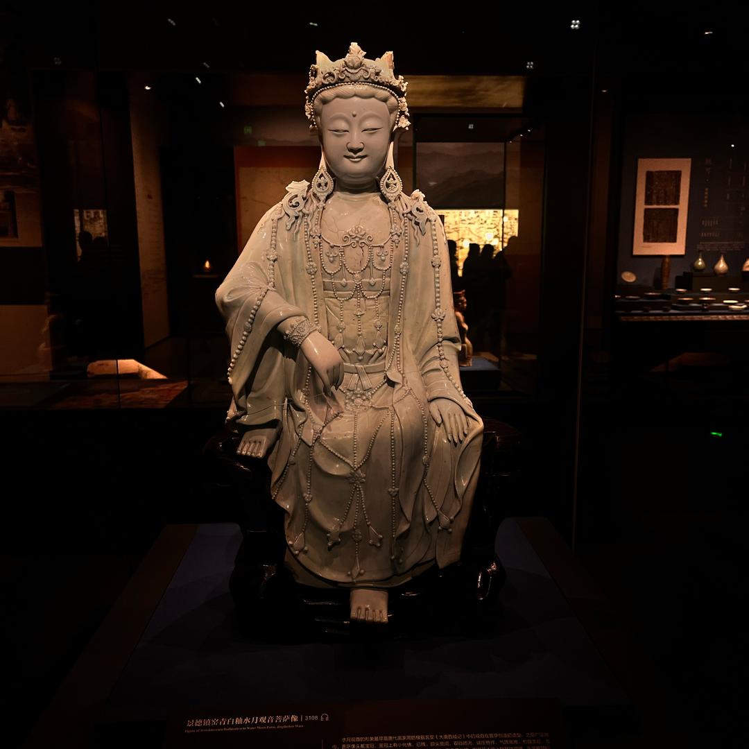青春老妇女