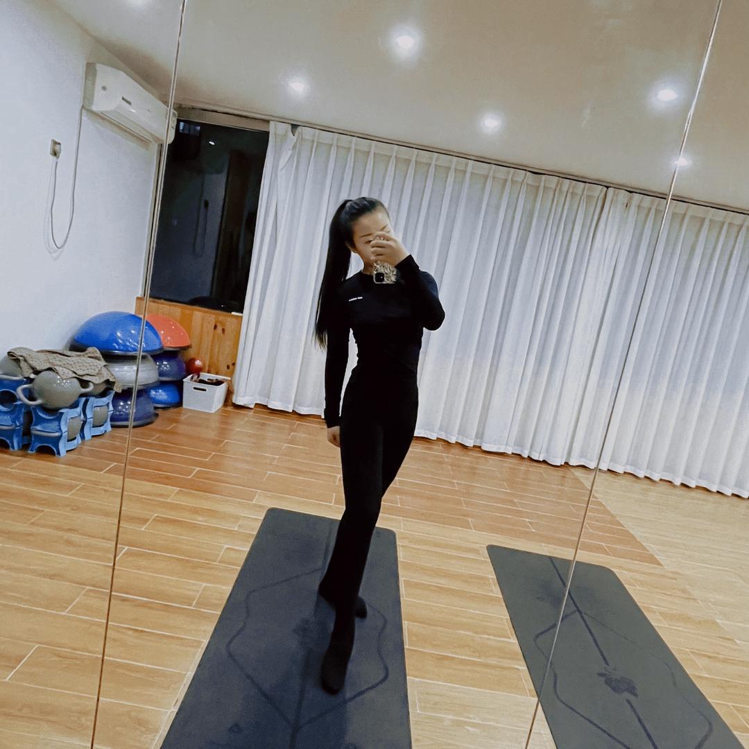 Zhang -