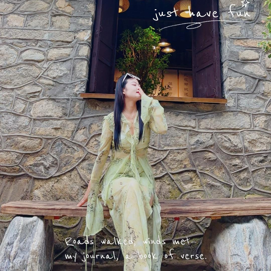 艾格·尼AIGUE NIE女装