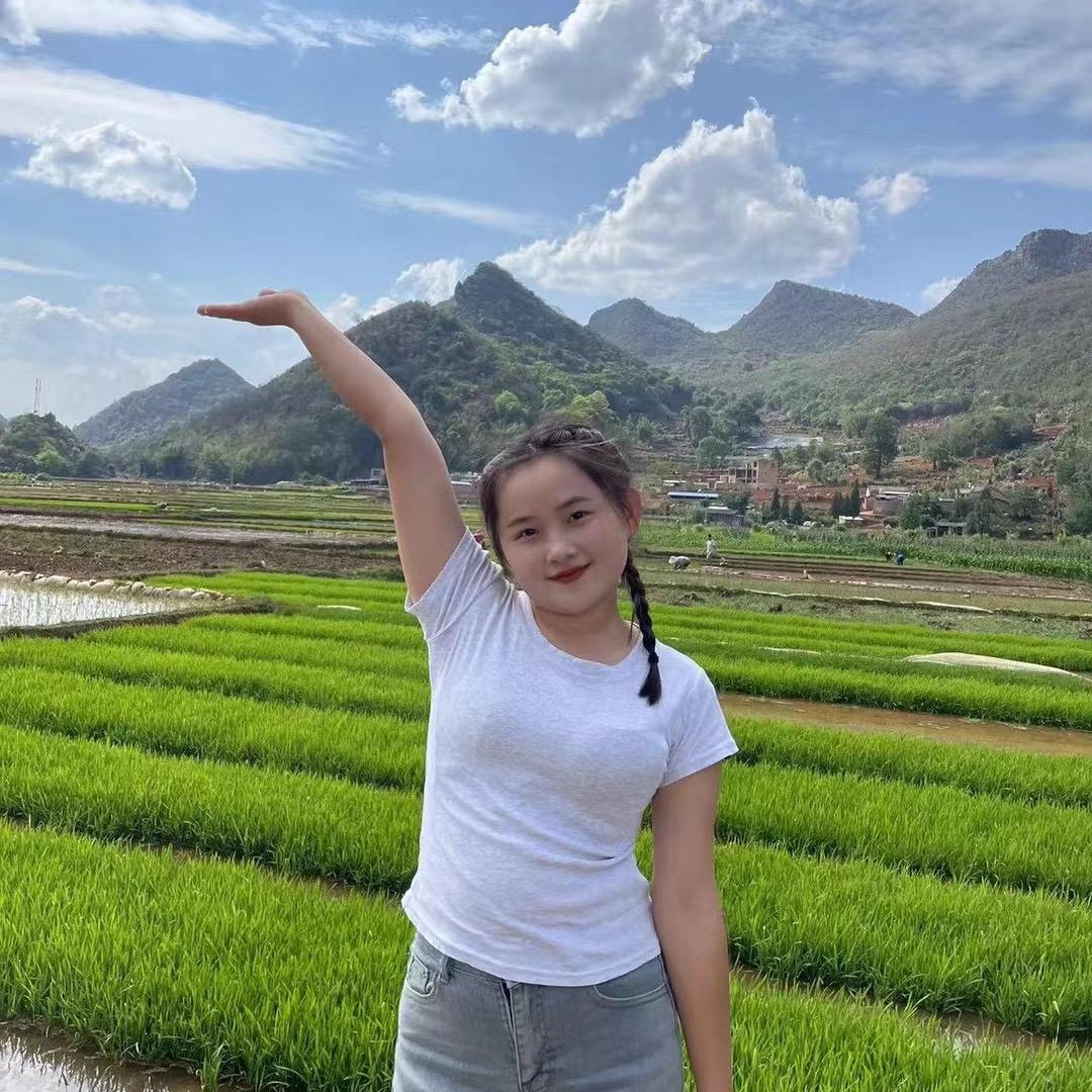 菜菜Cc