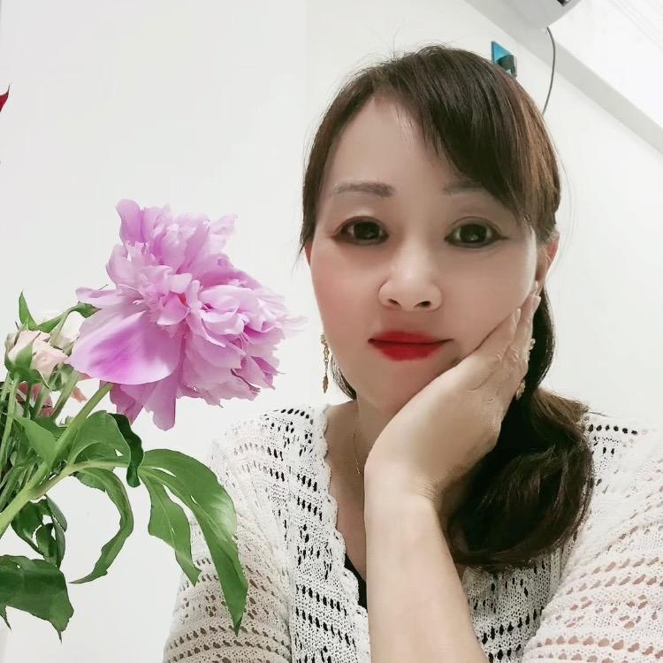 浅笑不语