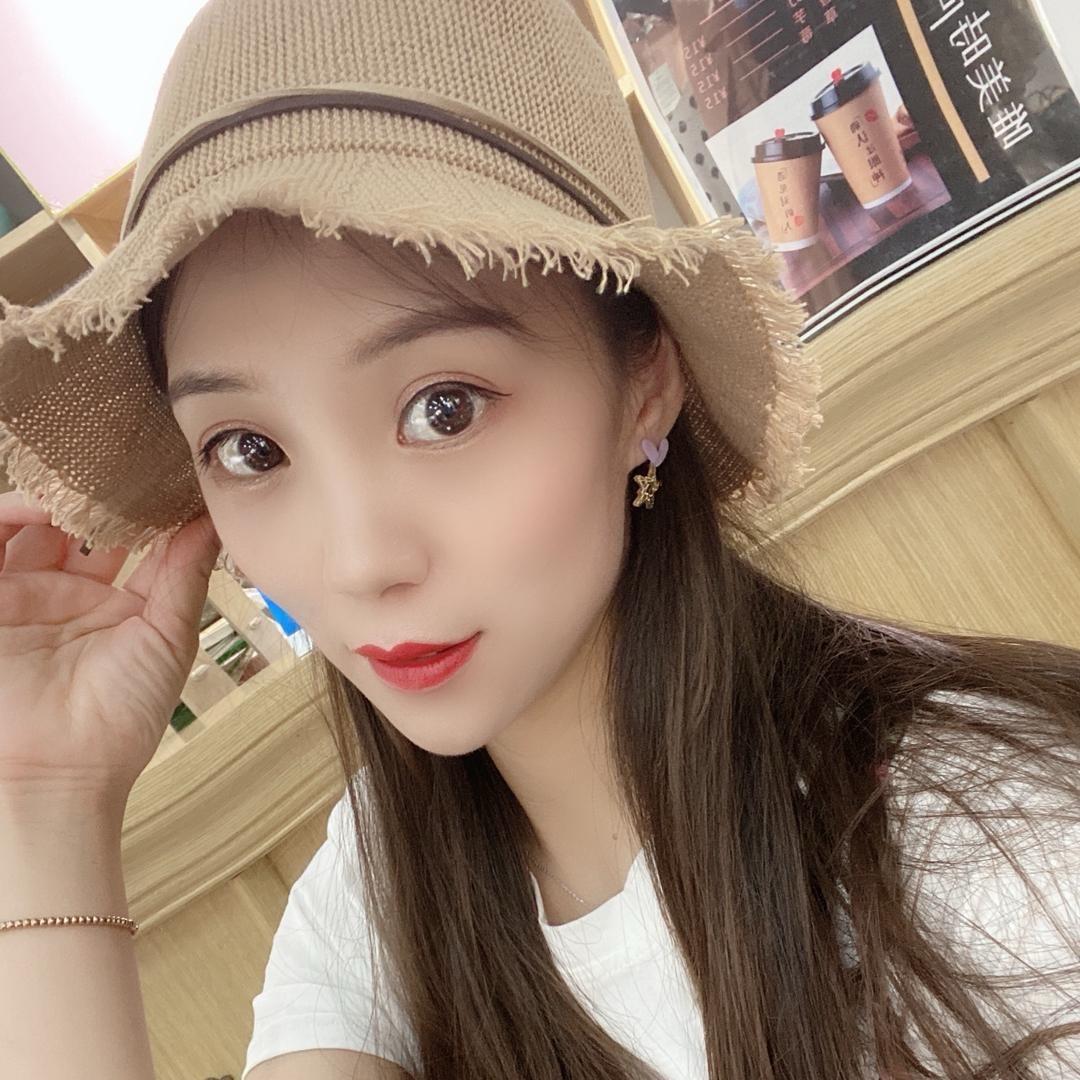 🕊꧔ꦿ᭄💞笑而不语꧔ꦿ᭄💞