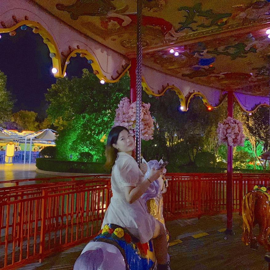 Tina.（见过伯贤张远版）