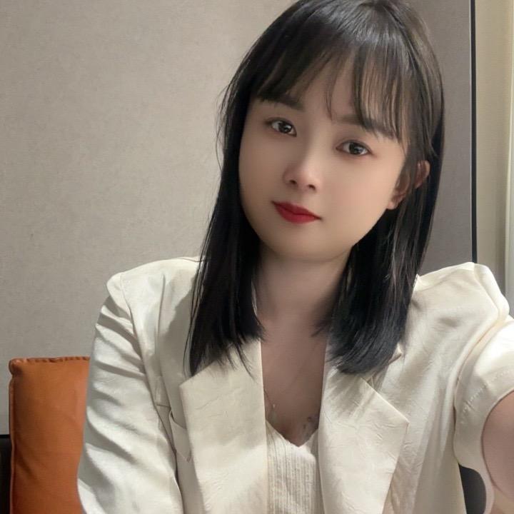 微胖大女人