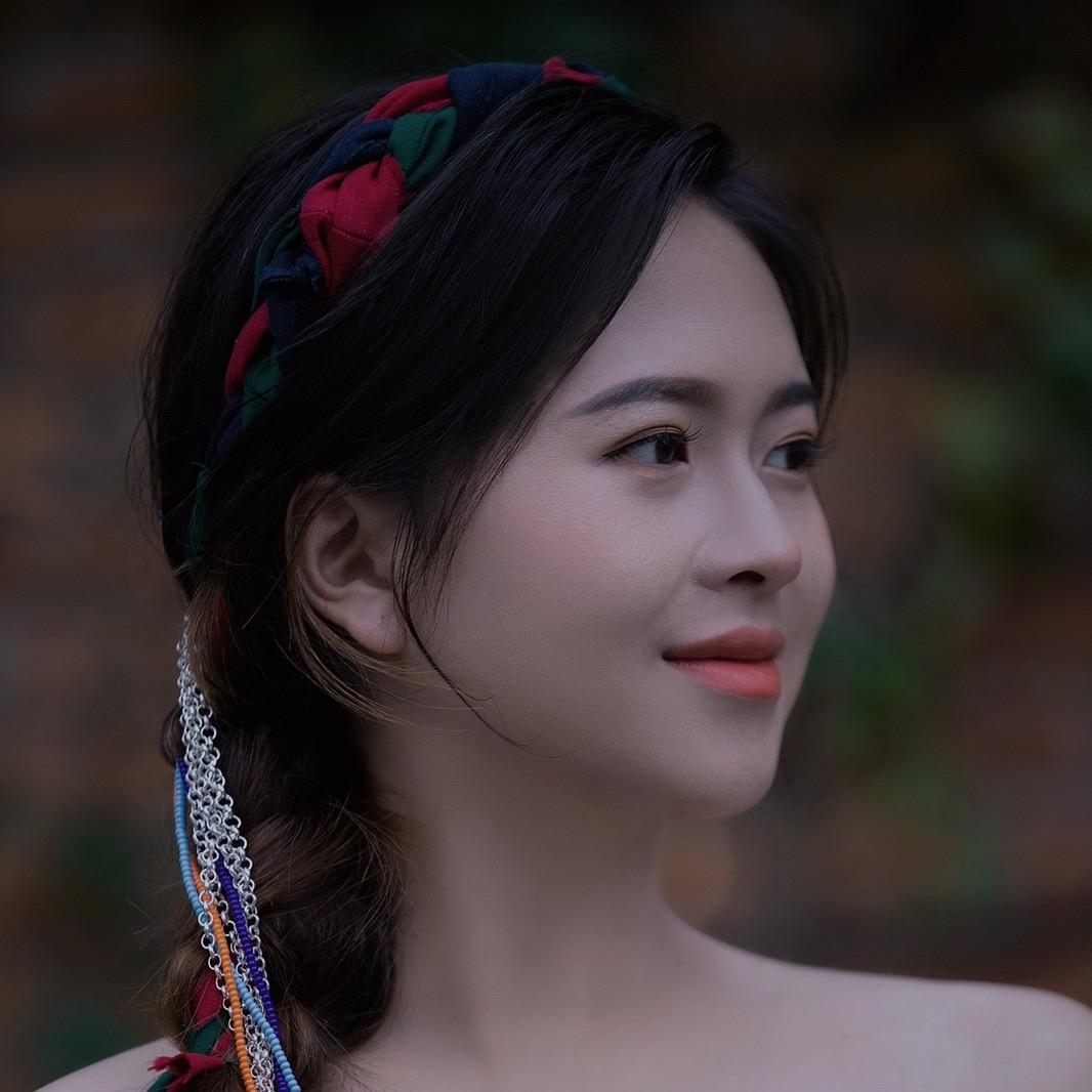 西双版纳的🌿 阿布·妮