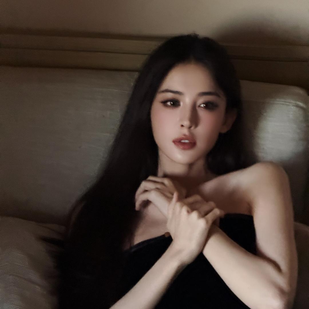 玊