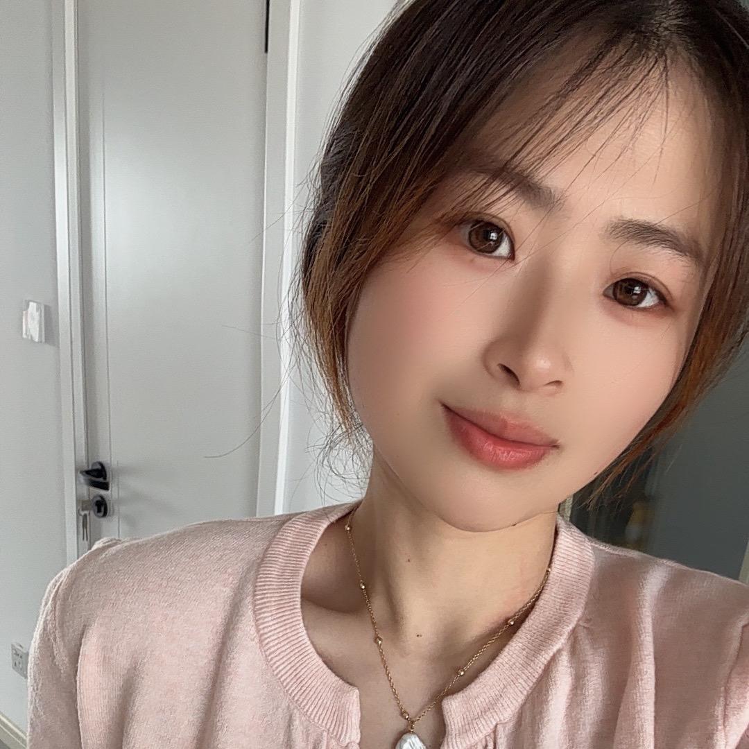 小艺（小黑妹前嫂子）