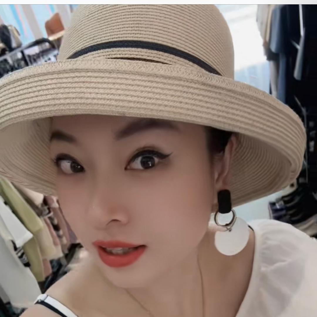 顺昌县仁寿镇依路达女装店