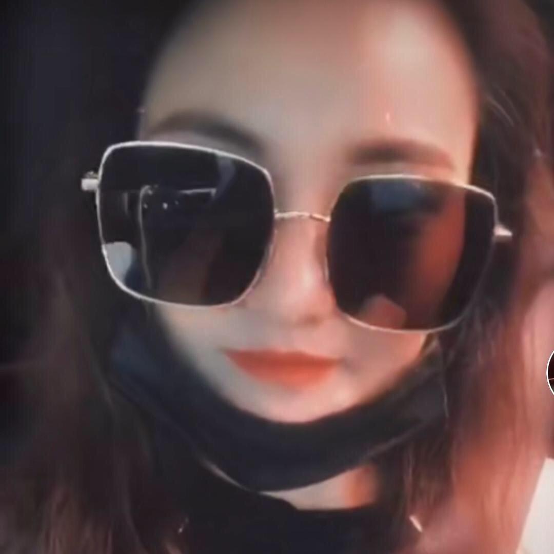 素颜💕女王范💋