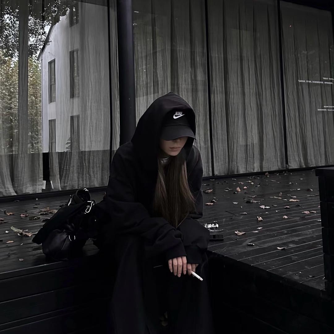 ME。