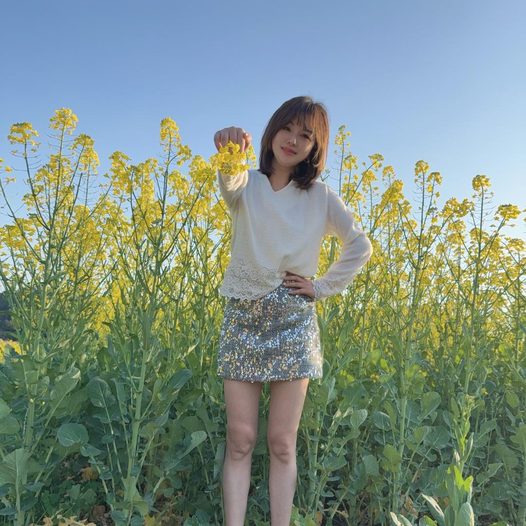 四季青娟子女装直播间