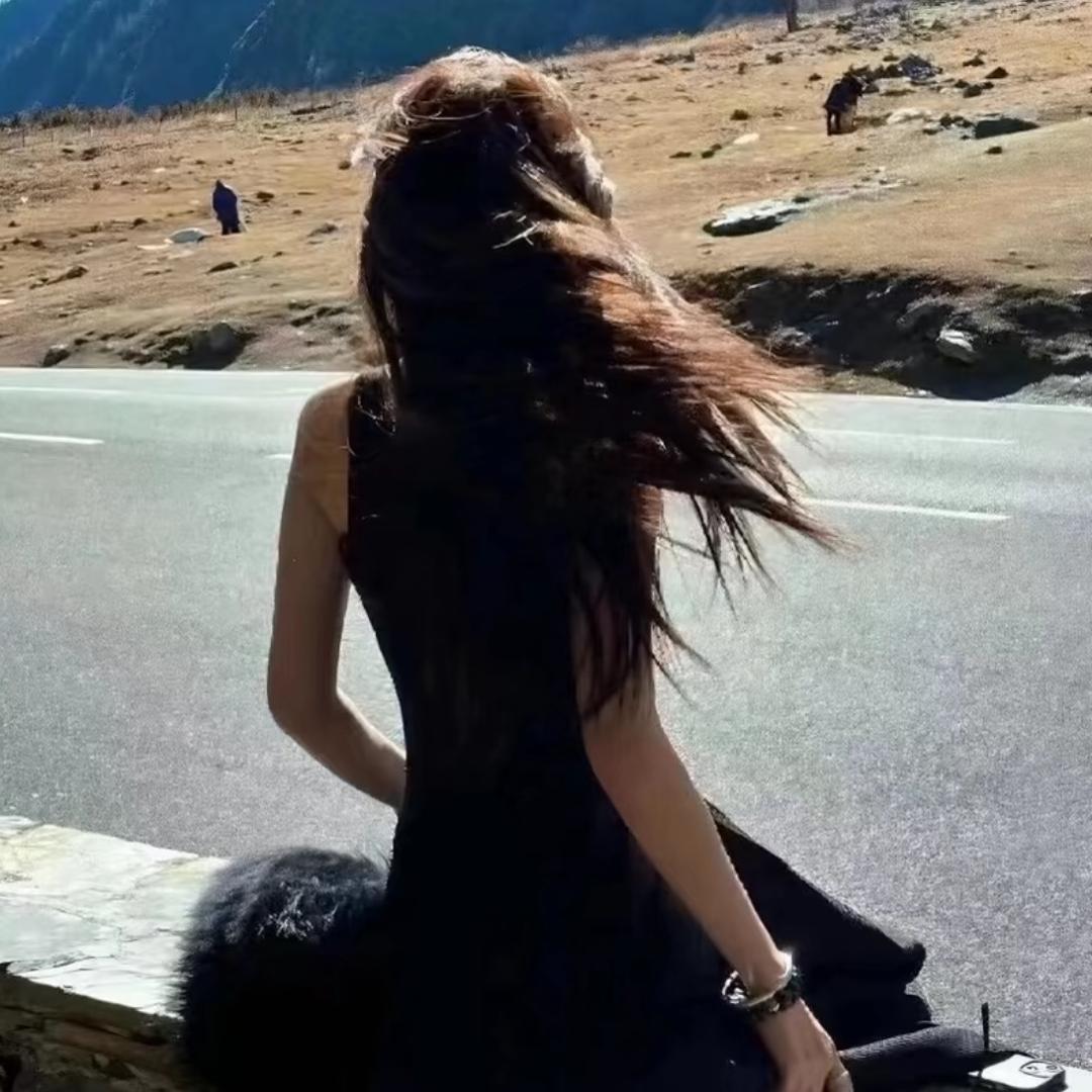 黔江美甲师-丽丽