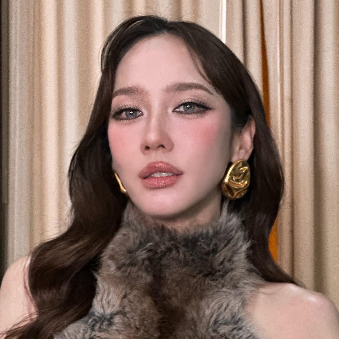 拥有三个老公的华丽女人