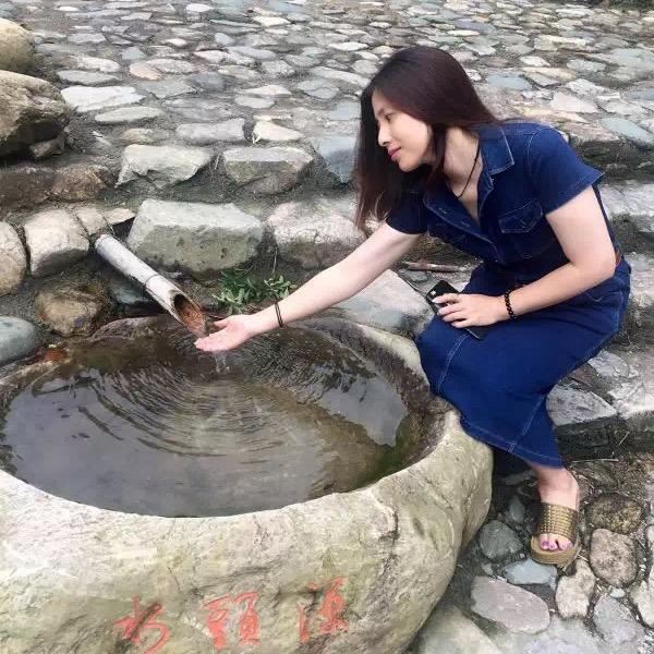 《罗衣轻扬》🫥