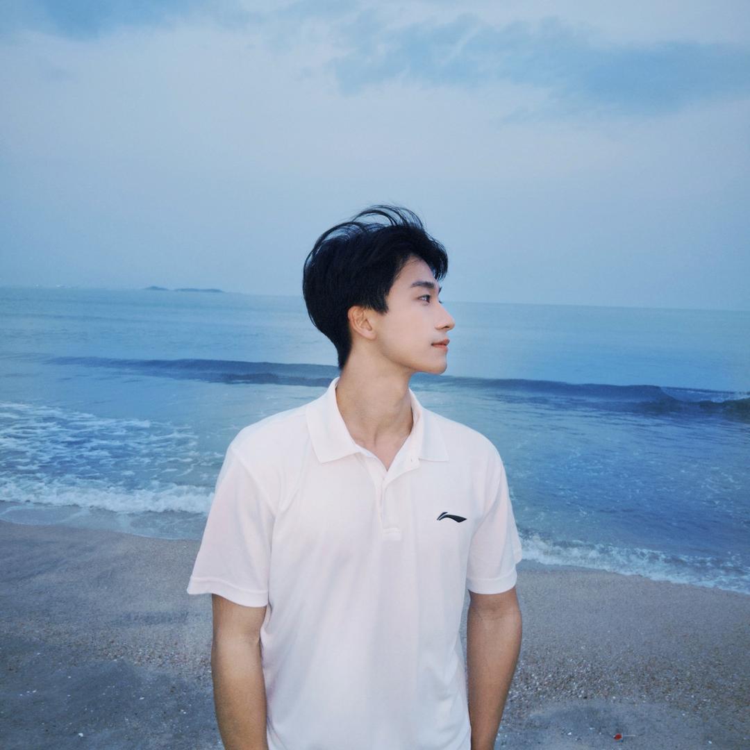 小谢小谢🏸