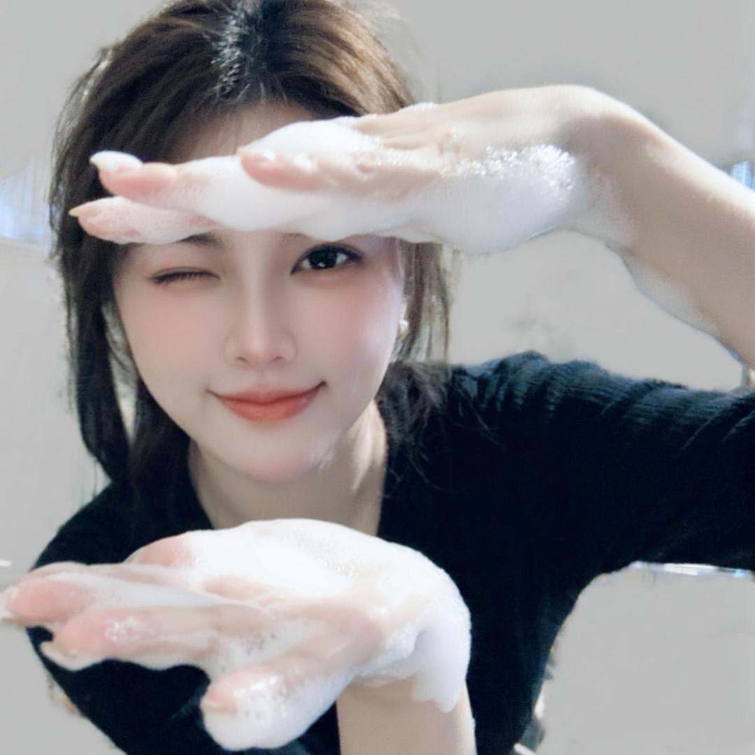 何一一🎀