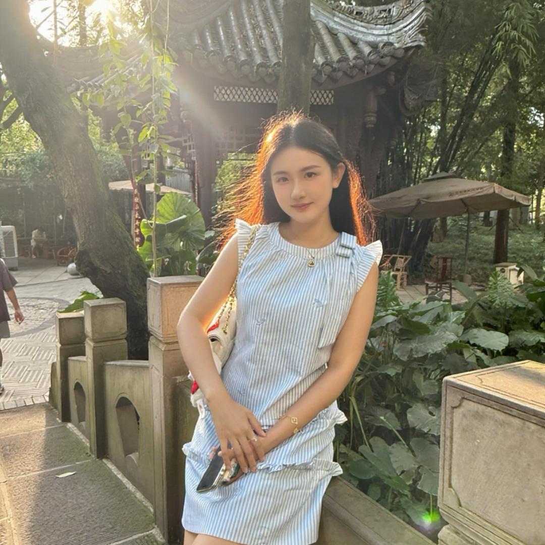 陈妞