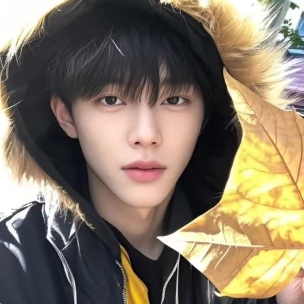 纯情公蟑螂
