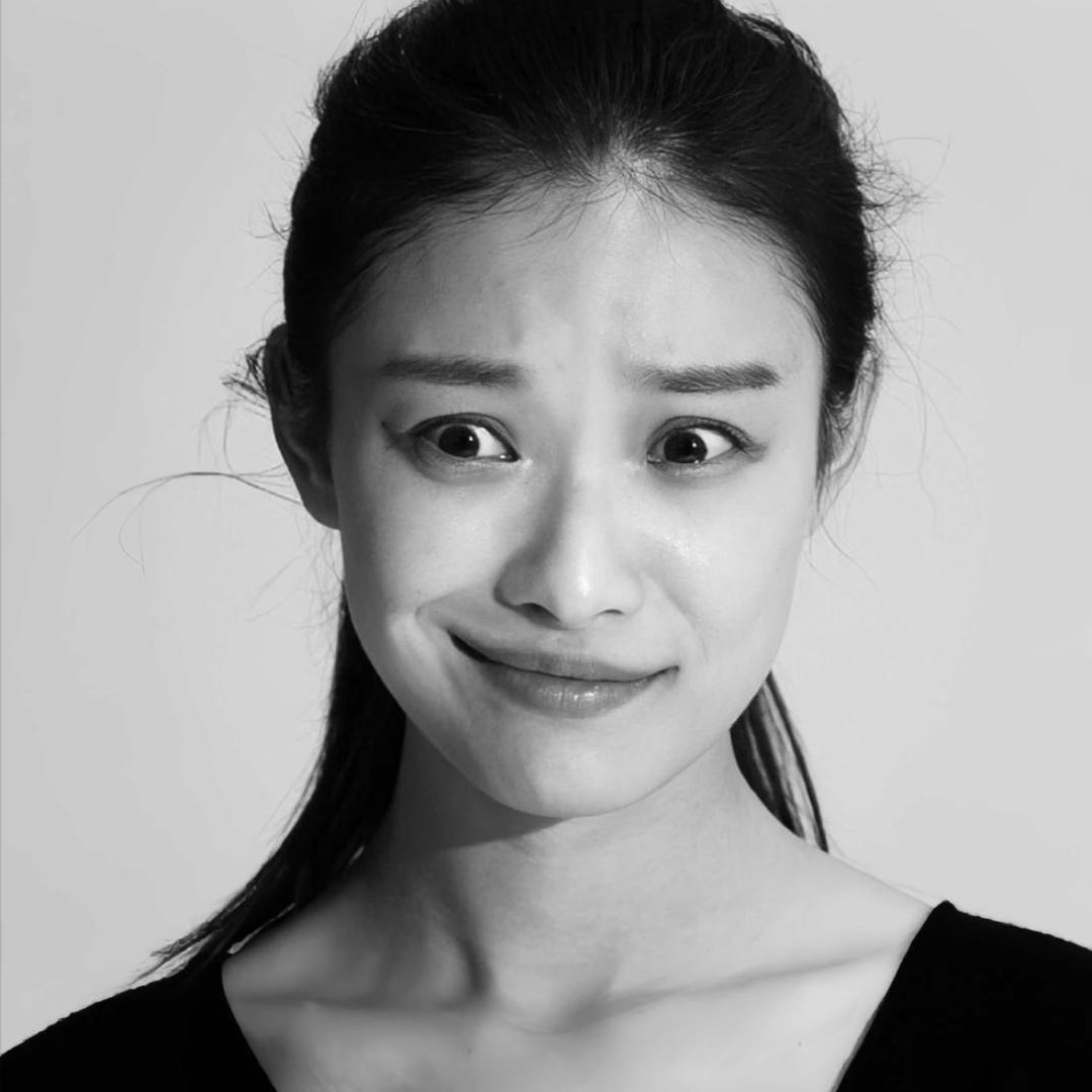轻松点主角^