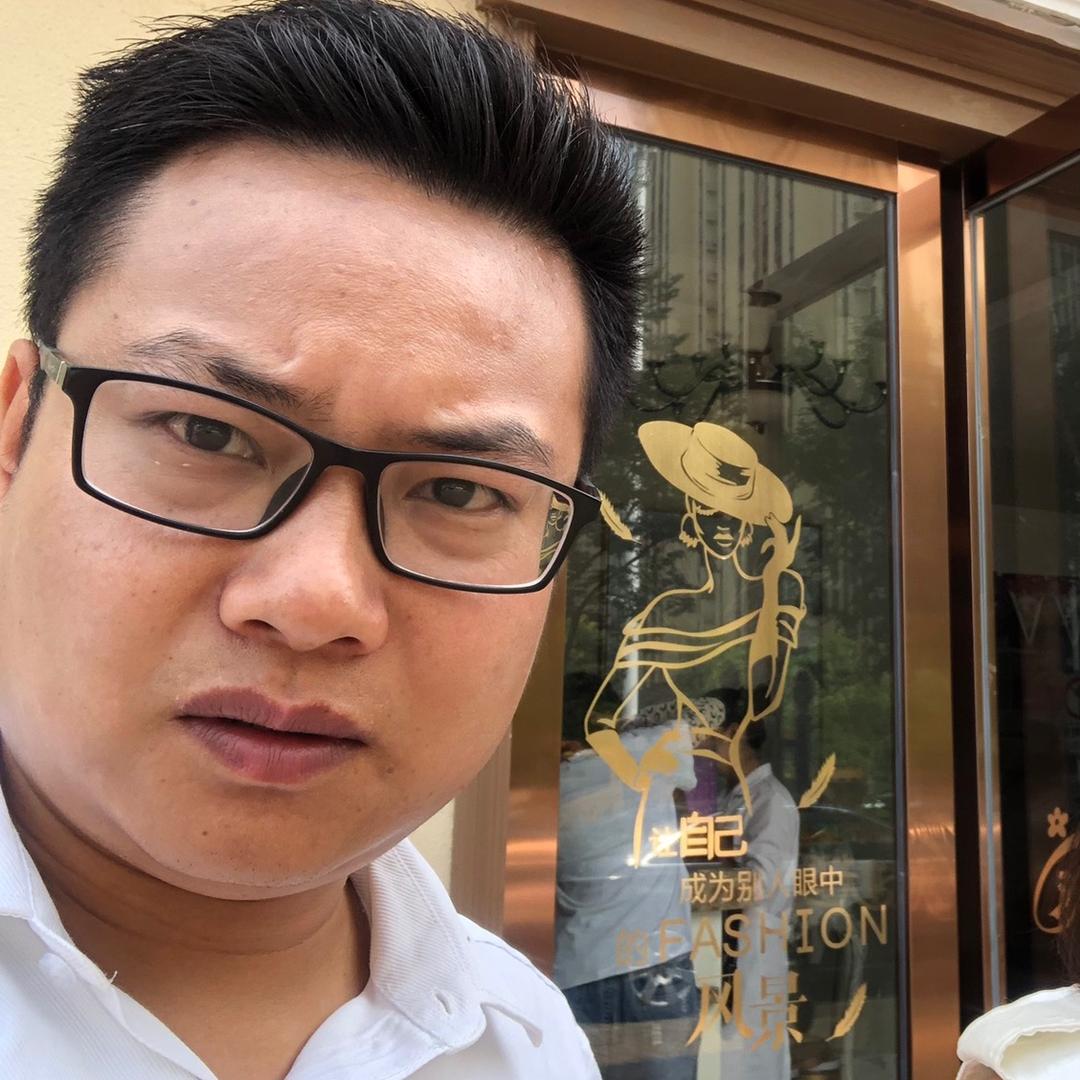 鲜果王后(荣盛香榭兰庭西区店)官方号