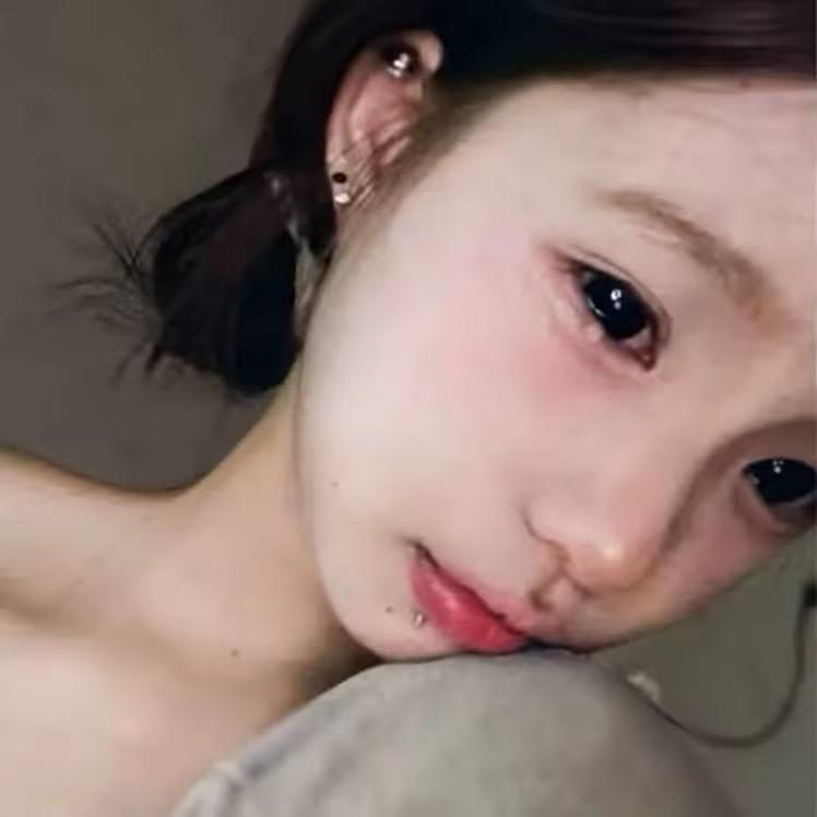 -心比冰岛冷.