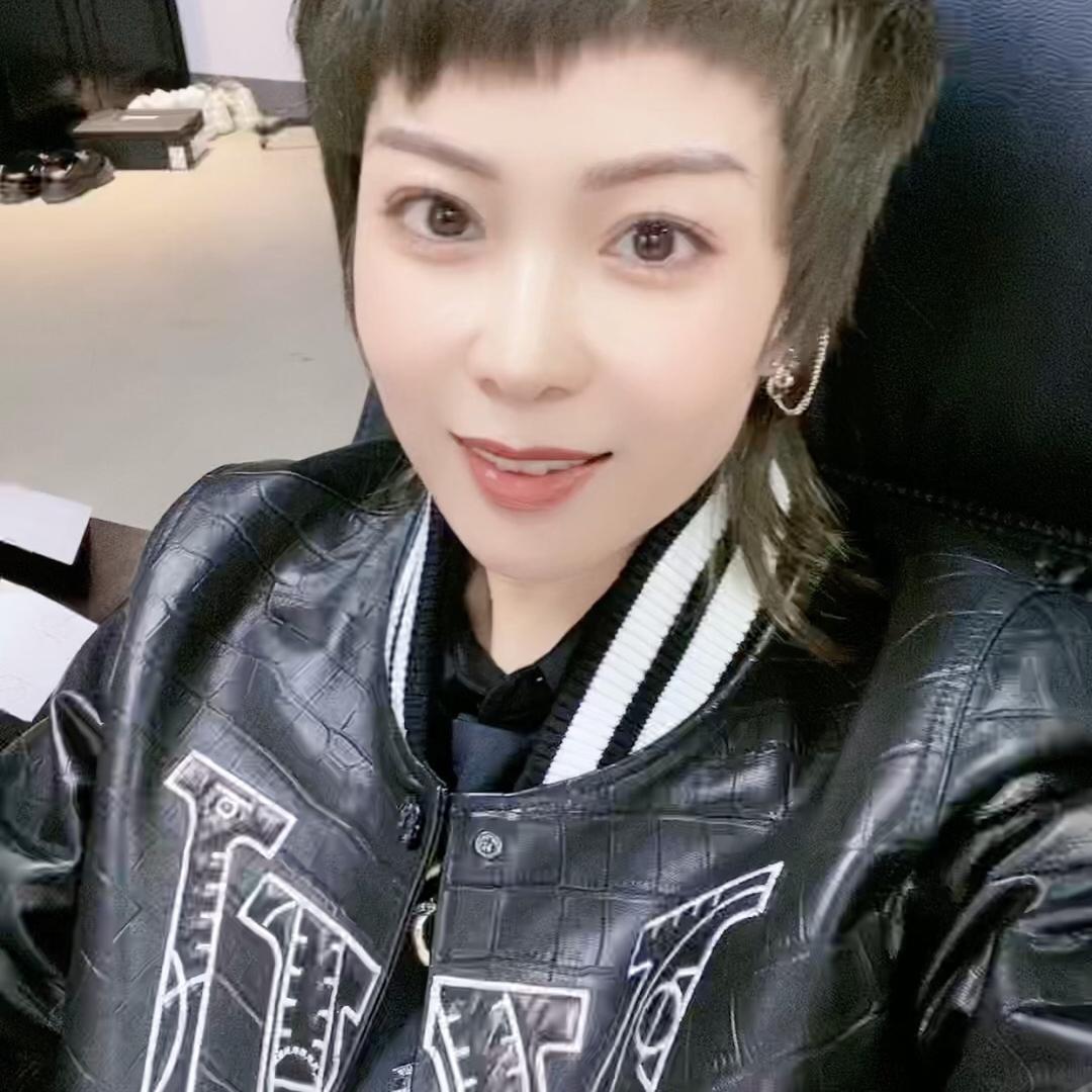 海宁晟维迪男装