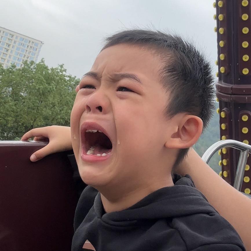 这个宝爸不太冷静