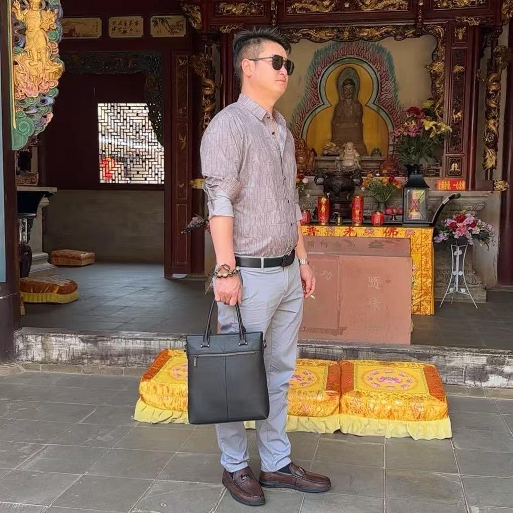 德德