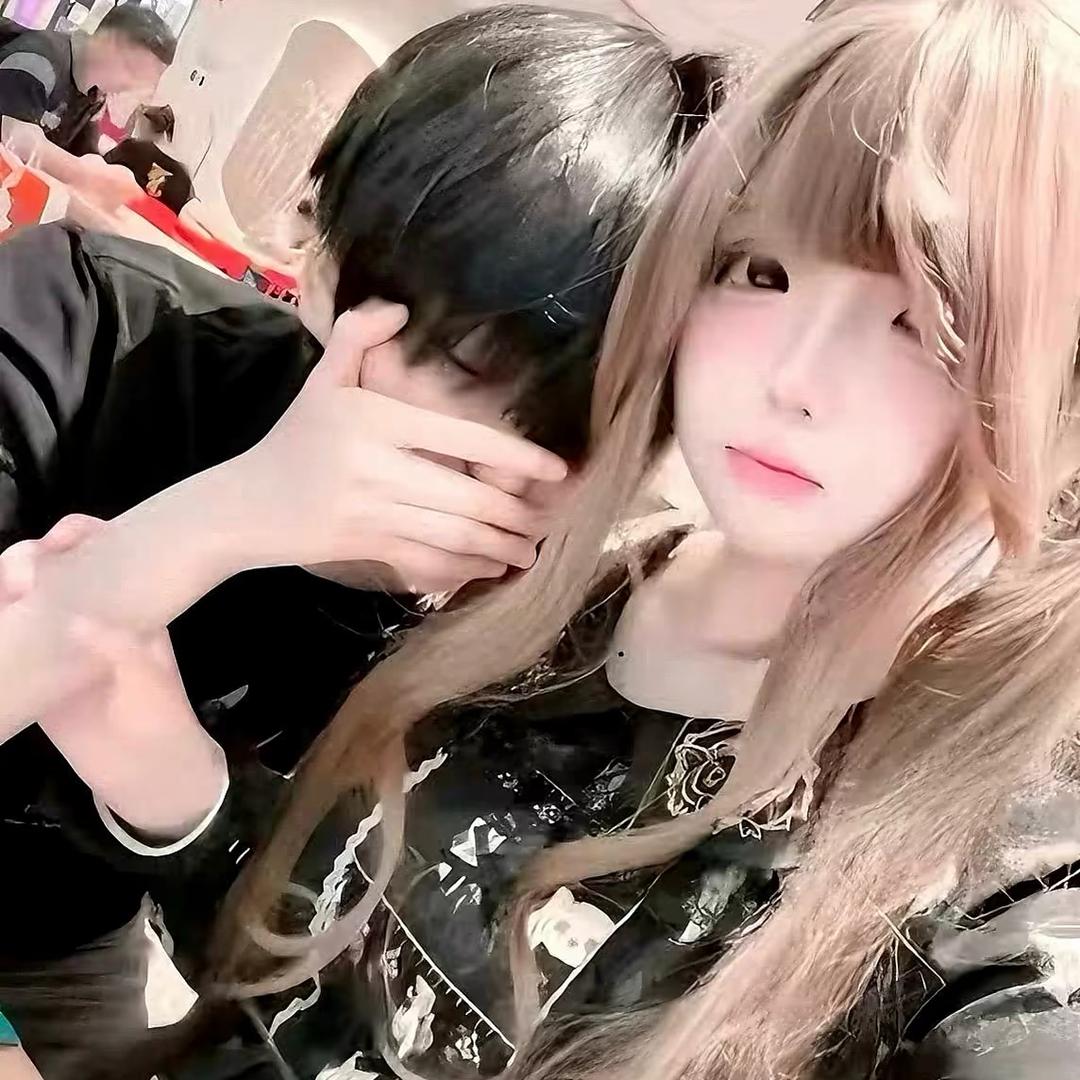 小甜.