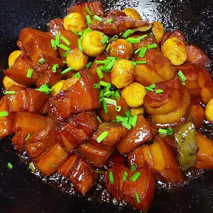 碧云花园柴火灶大锅菜