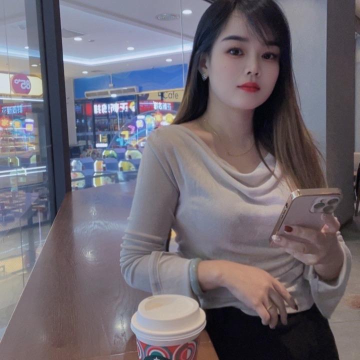 @伊人