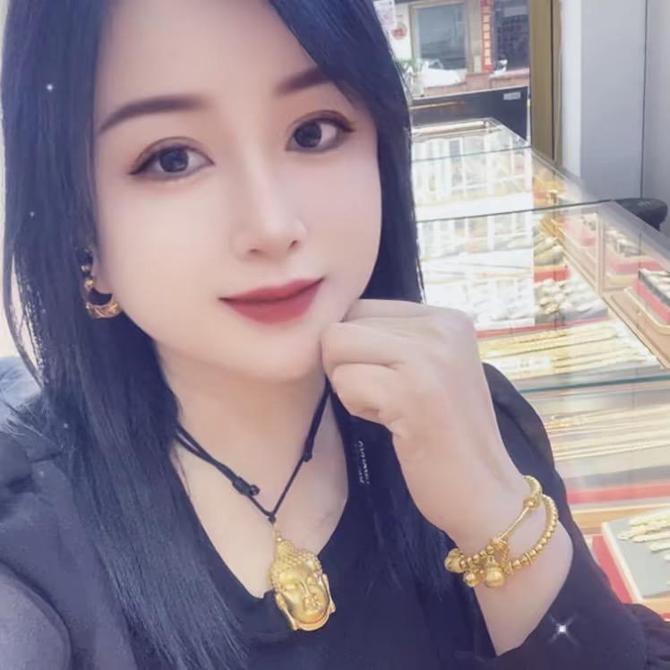 金包银主理人杜姐（海林店）