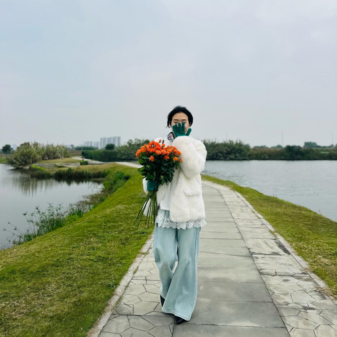 彭山 NANRUO 性价比服装店