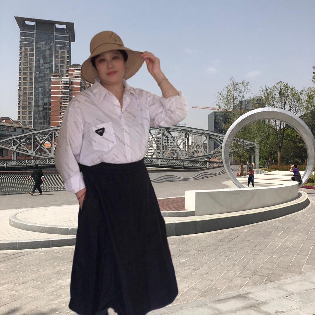 黄姐爱赞美《早上5点50分直播》