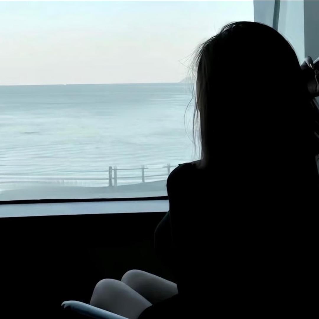 ˇ 𝒀𝒖𝒆𝒍𝒍𝒂