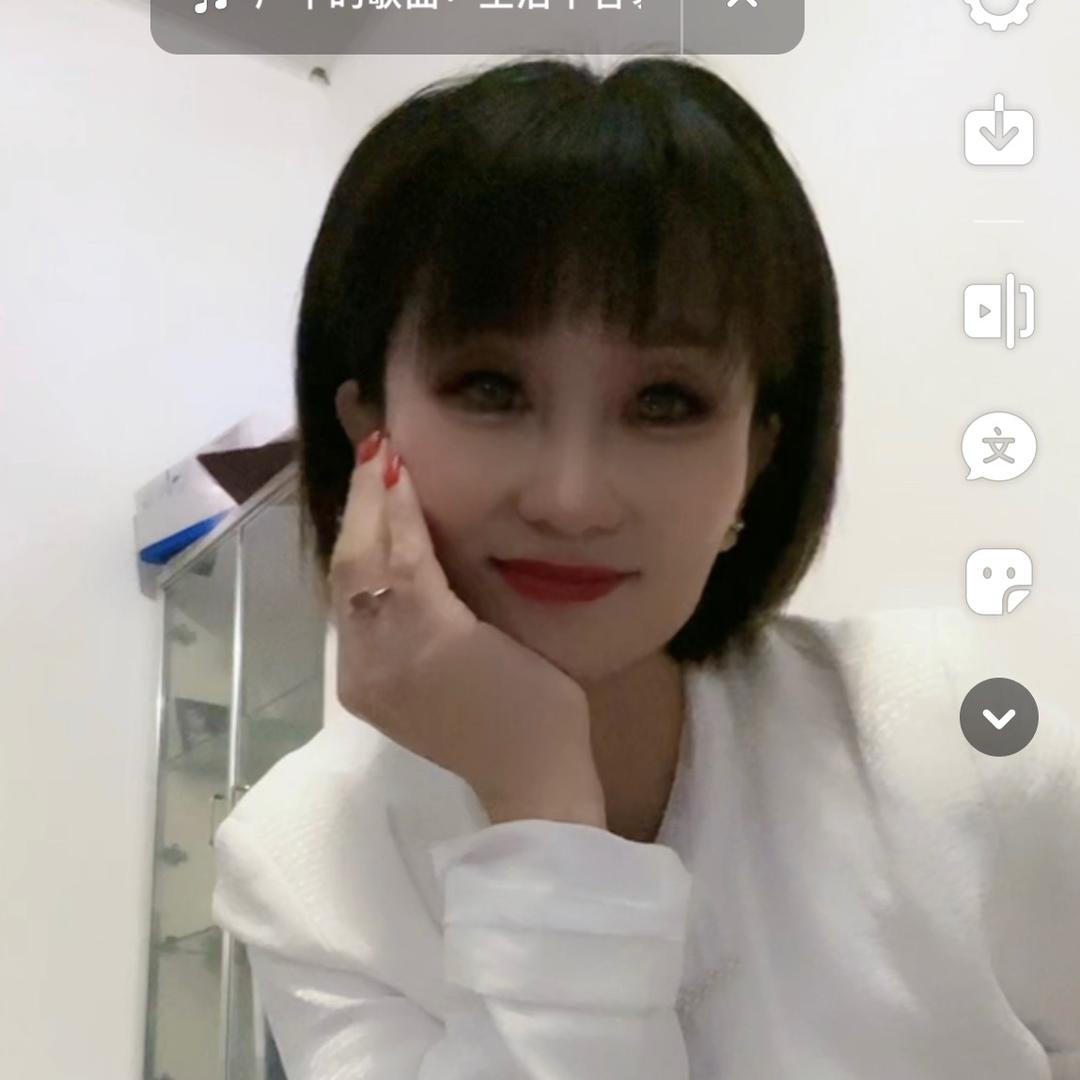 三个男人的女王