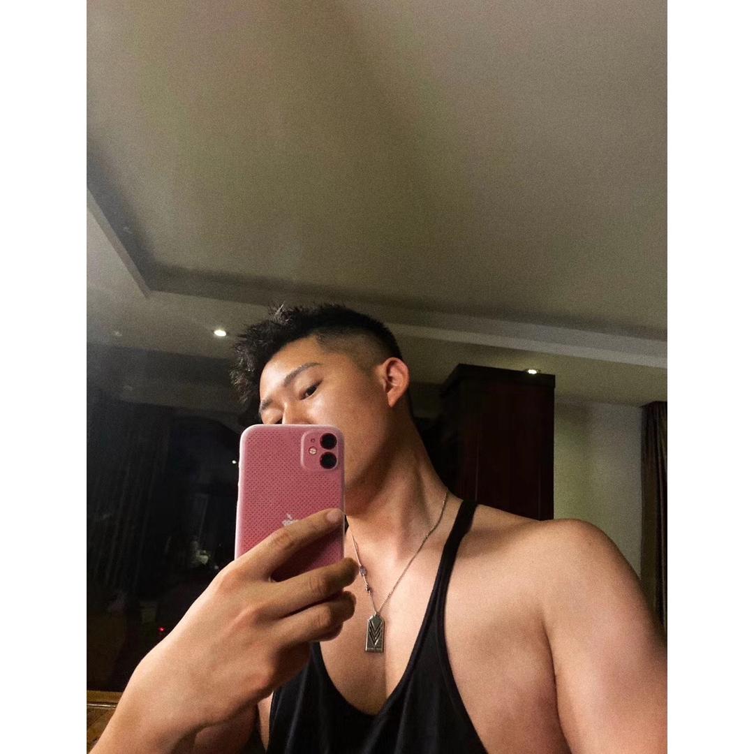 特斯男