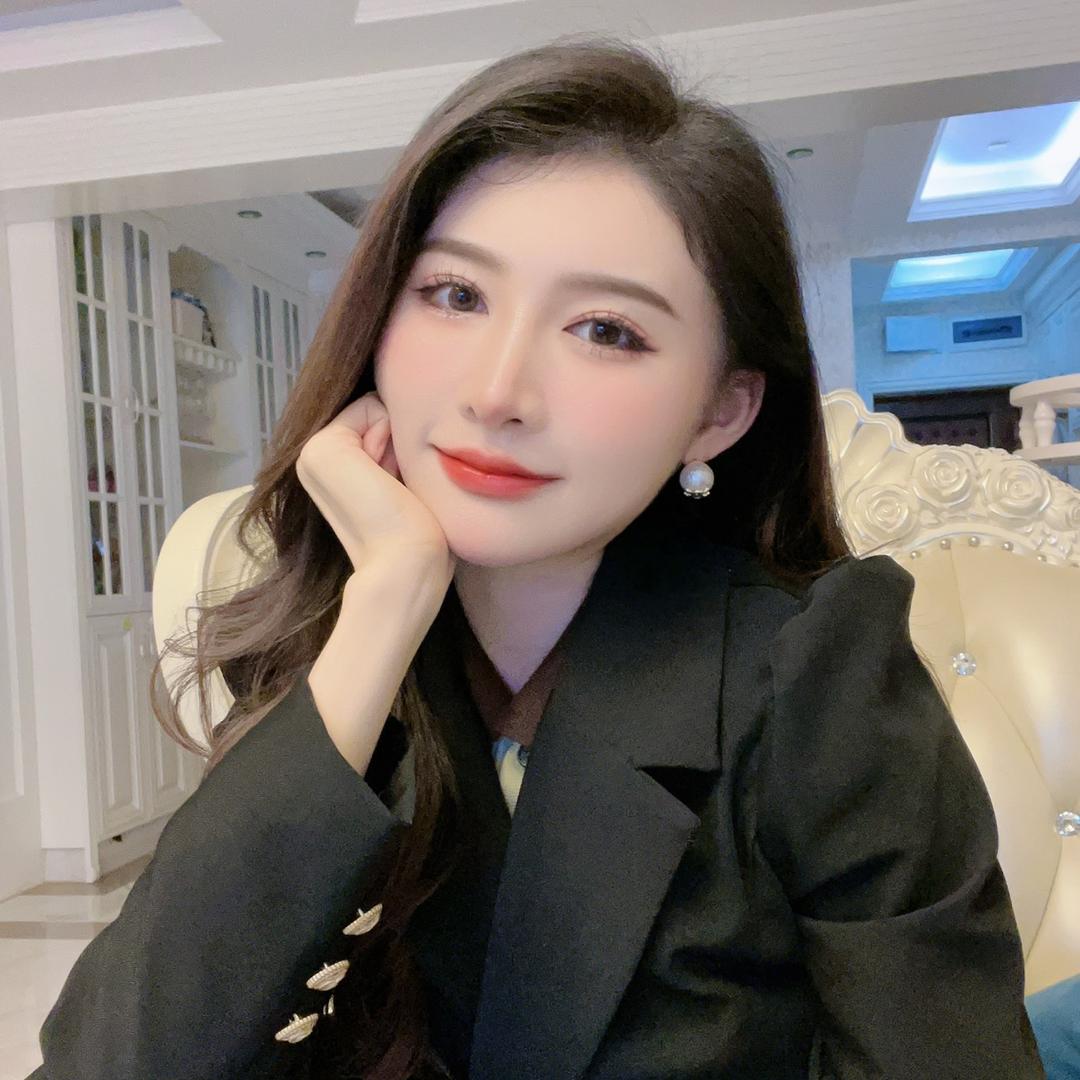 Fay霞宝(坐月子中）@抖音